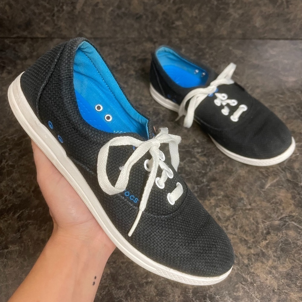 CROCS Black LoPro Long Vamp Plim Casual Comfy Minimalist Sneaker Women Size 7